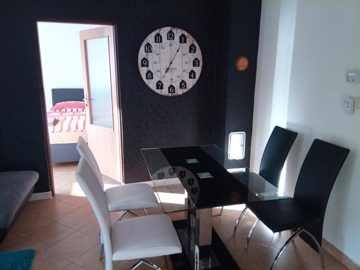 Apartman U Zlateho Krizku Velke Mezirici Exterior photo